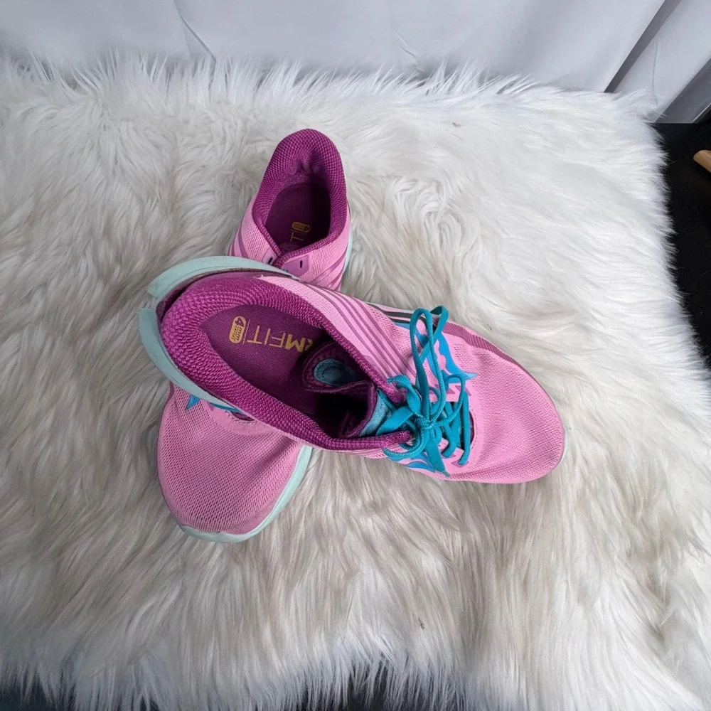 Saucony Kinvara 12 Womens Pink Purple Blue Running Shoes Sneakers S10619-30